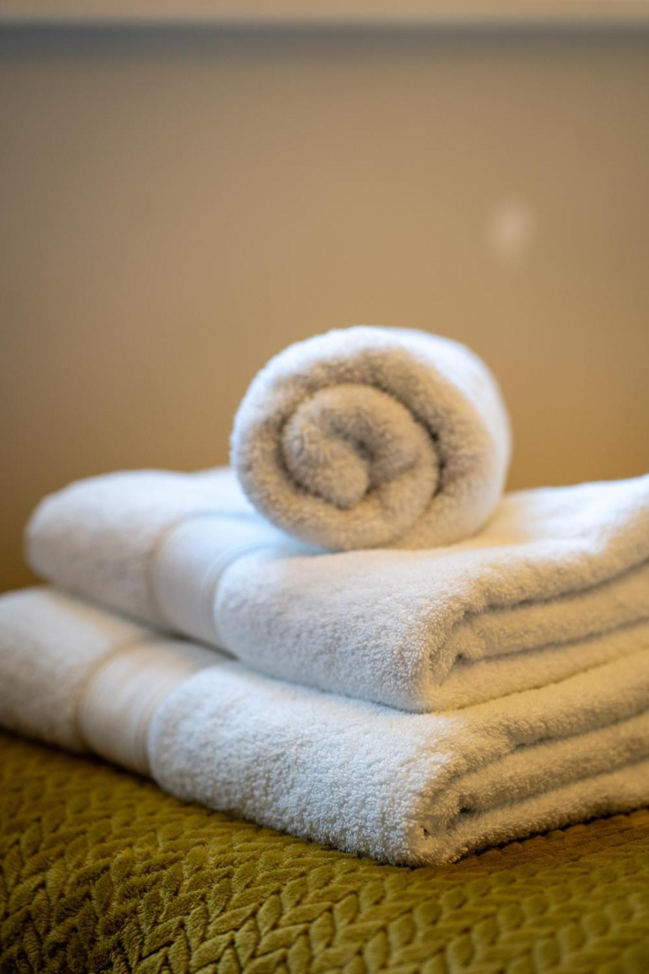 Spence Lodge: Beautiful 2-Bedroom Stone Cottage อัลน์มัธ ภายนอก รูปภาพ